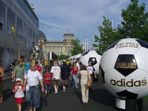 800px-Berlin-Adidas_World_of_Football_2