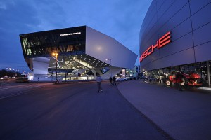 Porsche_Museum_Nacht